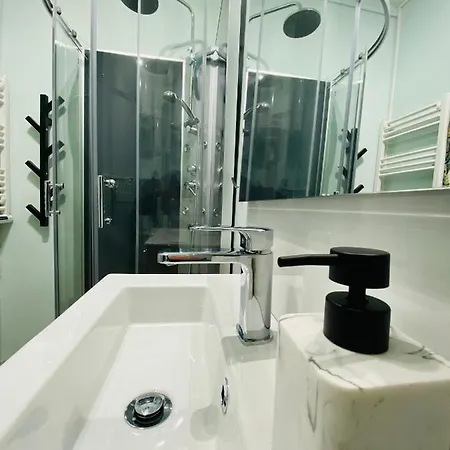 Apartment Splendide Cosy A Gare