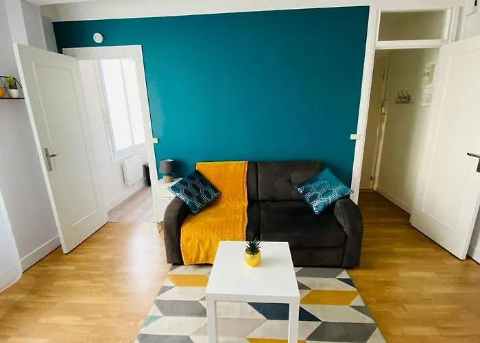 Splendide Cosy A Gare 凯恩